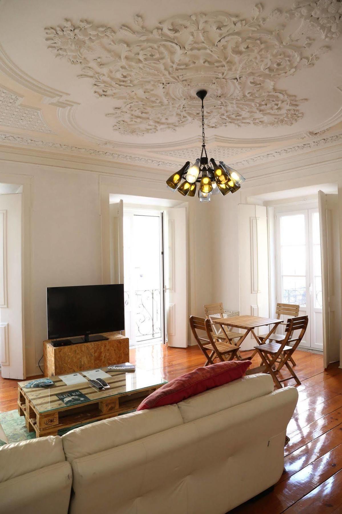 Hostal G&b - And Wines *