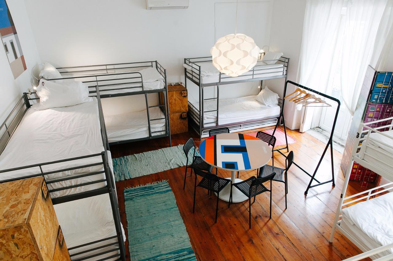 G&b - And Wines Hostel