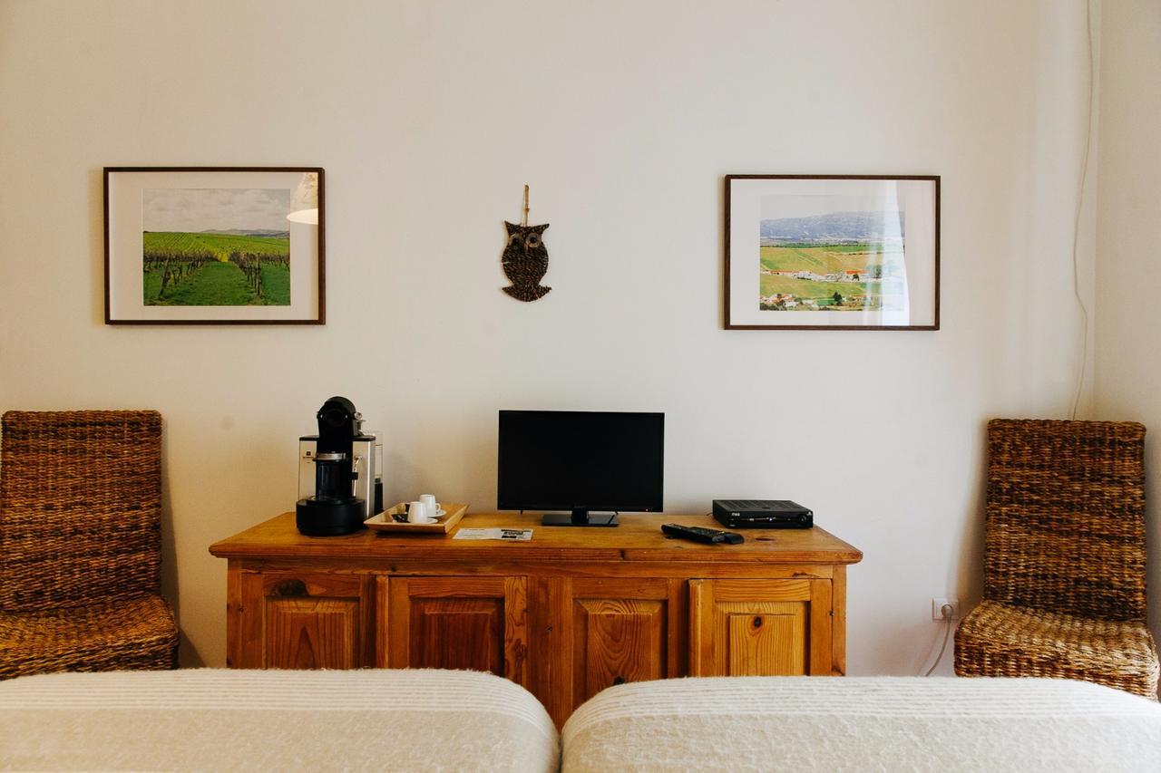 Hostel G&b - And Wines *